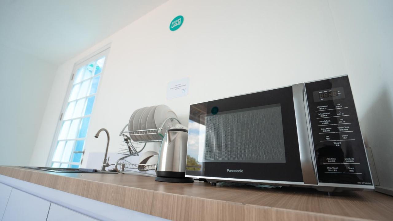Hotel kapsul Bobopod Malioboro, *